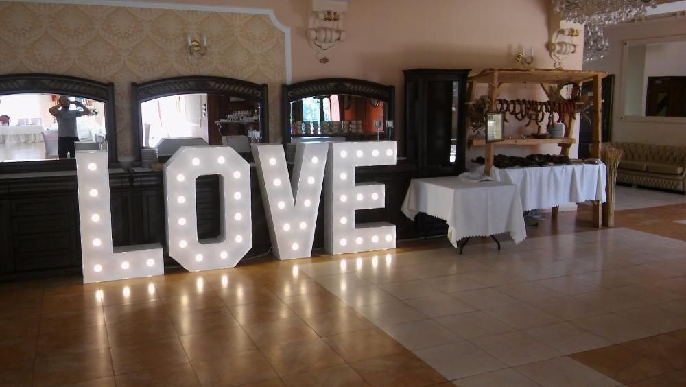 Napis LOVE litery 3d Podświetlane LOVE 120cm