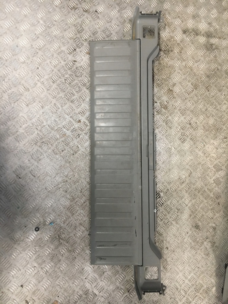 BMW X5 E70 OBUDOWA PLASTIK BURTY TYŁ TYLNEJ