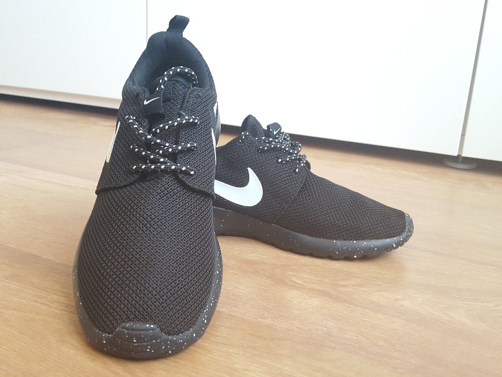 nike roshe run oreo