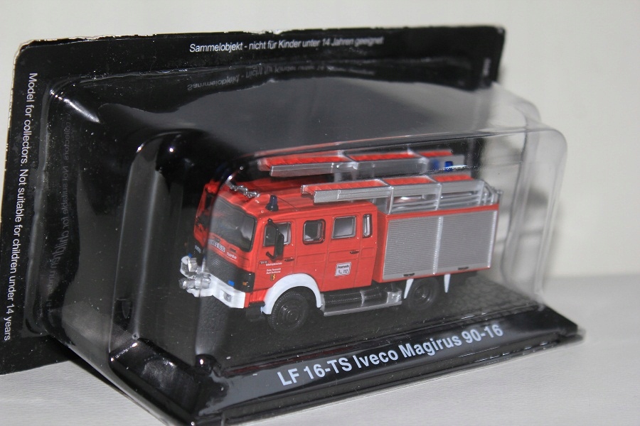 Model Iveco Magirus 90-16 Wóz Strażacki 1:72
