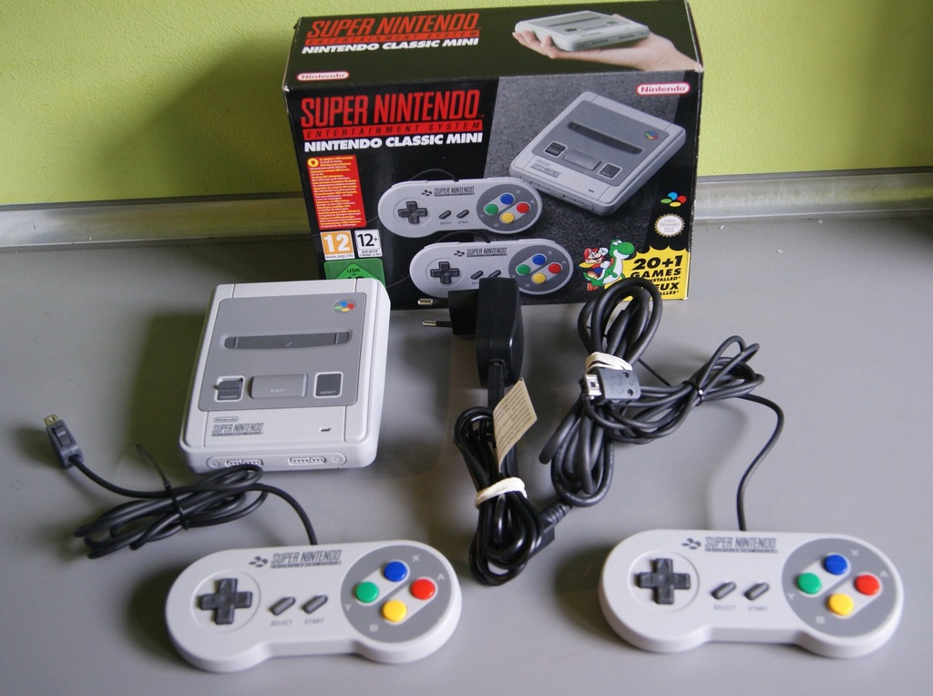 Konsola super Nintendo - Mini SNES