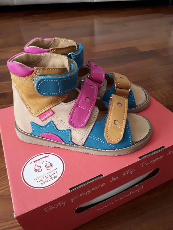 buty profilakt.-korekcyjne Aurelka 26 NOWE girl