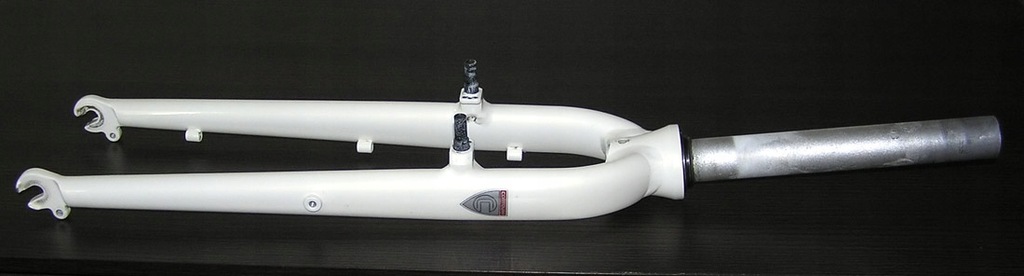 SUPER WIDELEC CONTOURA ALU 28" 1-1/8 V 792g