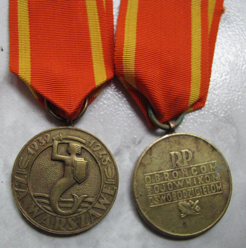 Medal Za Warszawę 1939- 1945