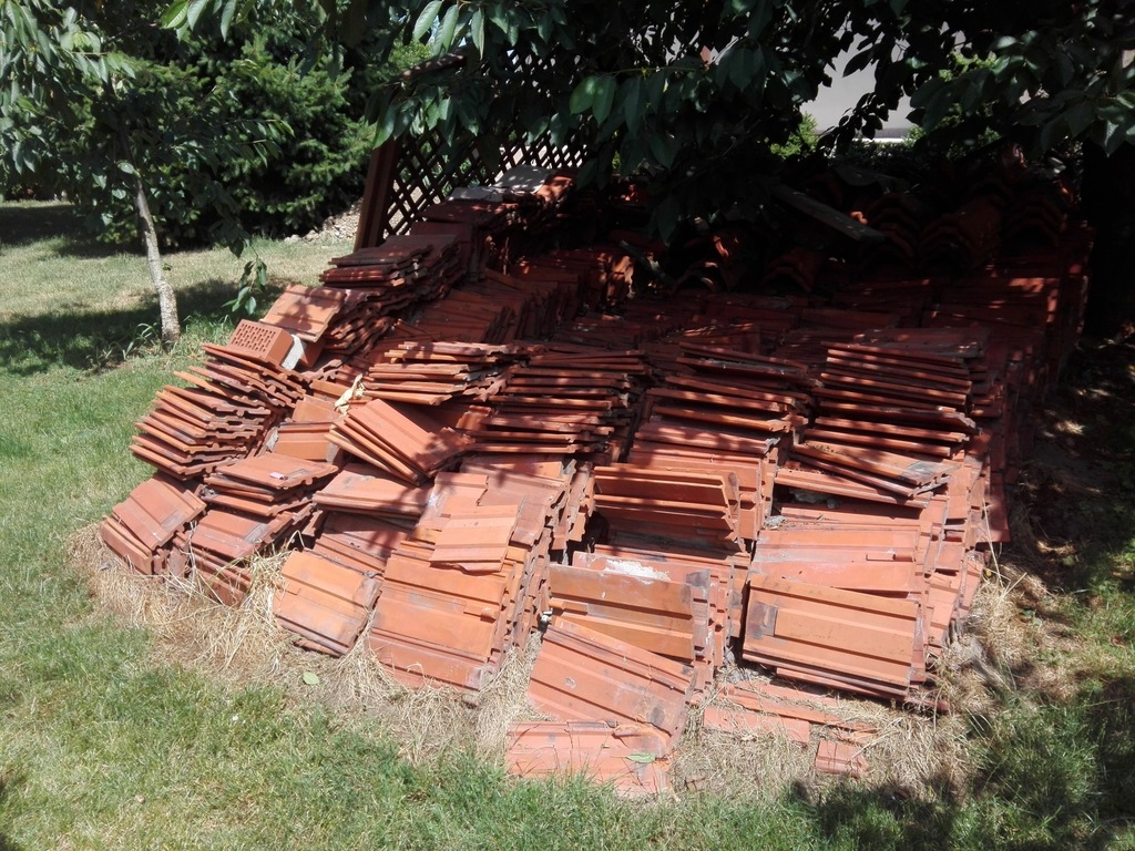 Dachówka ceramiczna używana