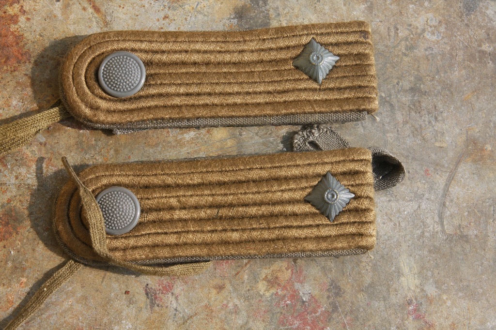 OBERLEUTNANT NVA PAGONY REKO WEHRMACHT / WSS