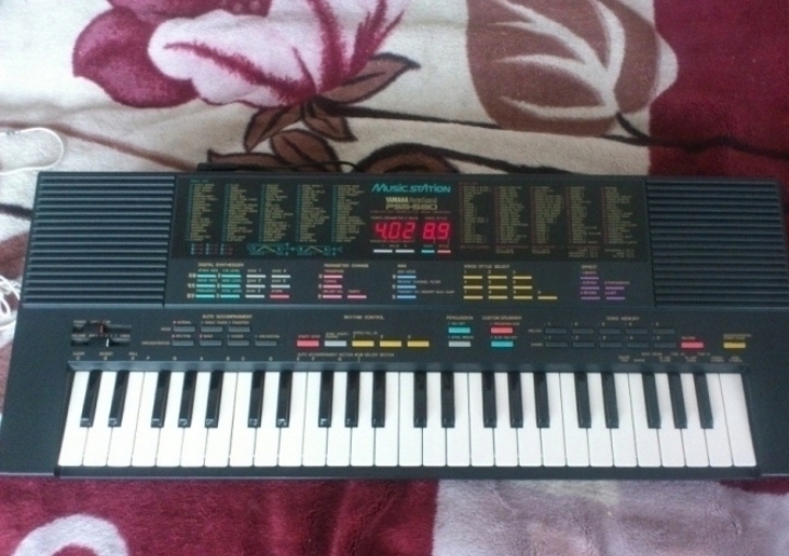 Keyboard Yamaha PSS 580 - 7472163606 - oficjalne archiwum Allegro