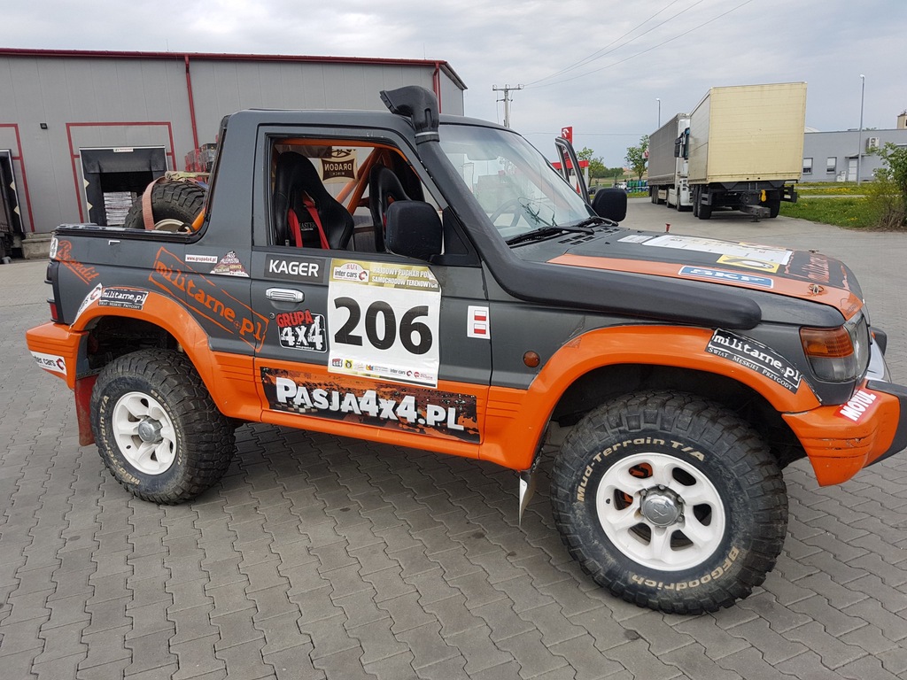 Mitsubishi Pajero 3.0 V6 Cross Country / OFF ROAD