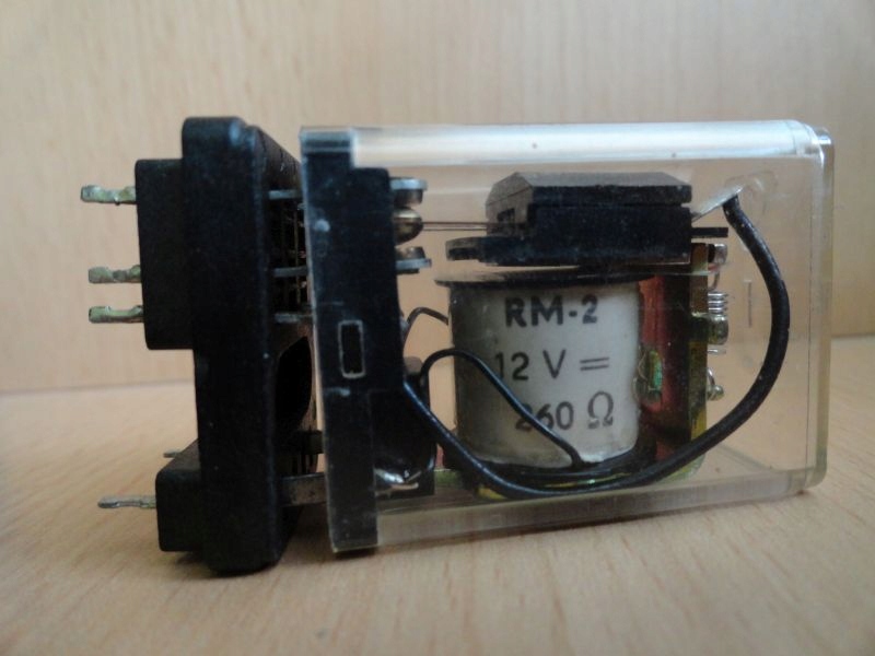 Przekaźnik Lumel RM-2 12 V= -znaleziska