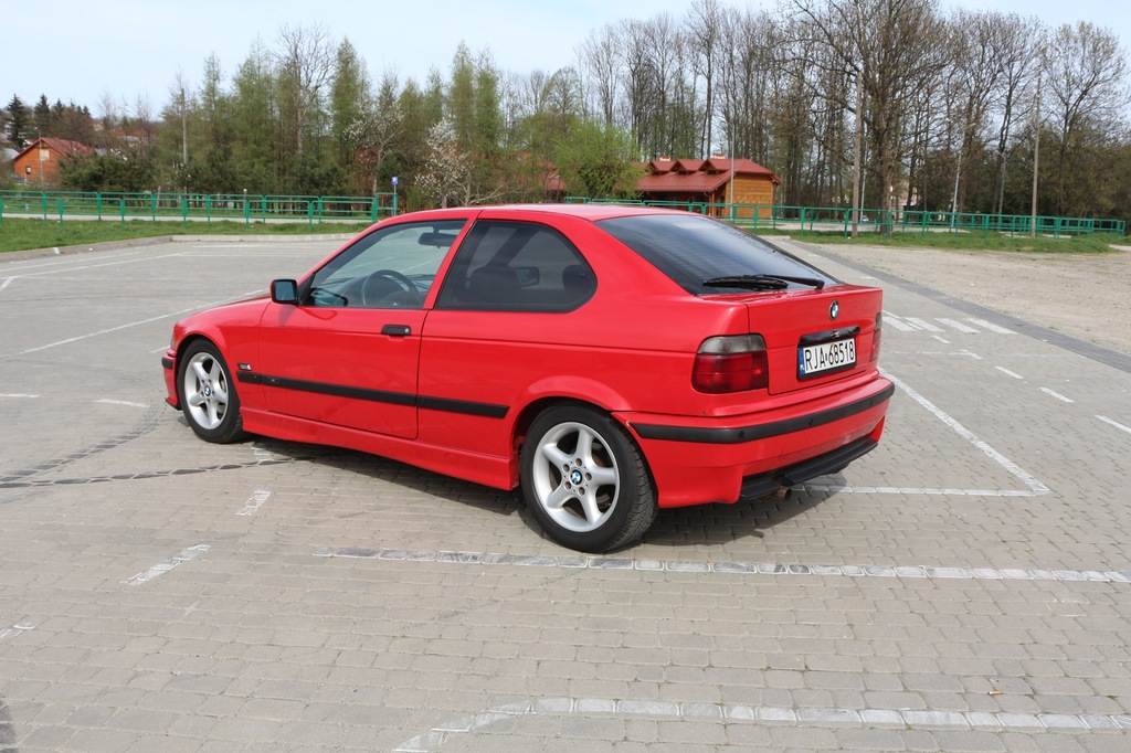 BMW E36 Compact 1.8Ti m-pakiet