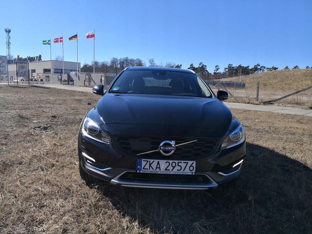 Volvo V60 Cross Country 2016 55tys km 2.0 Diesel