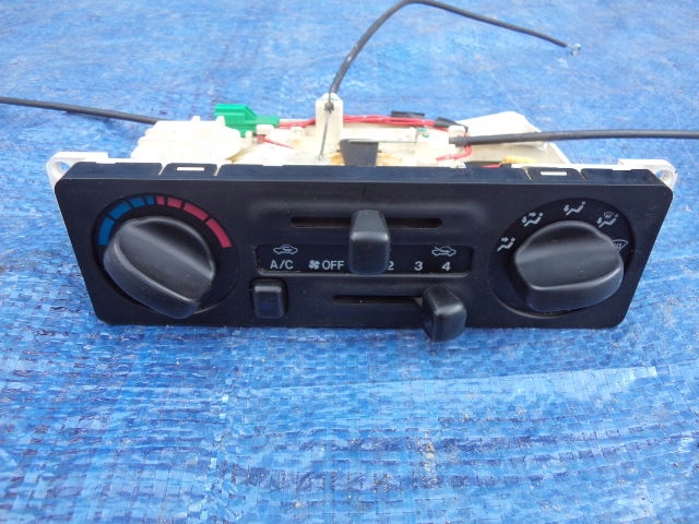 PANEL NAWIEWU KLIMATYZACJI OPEL FRONTERA B