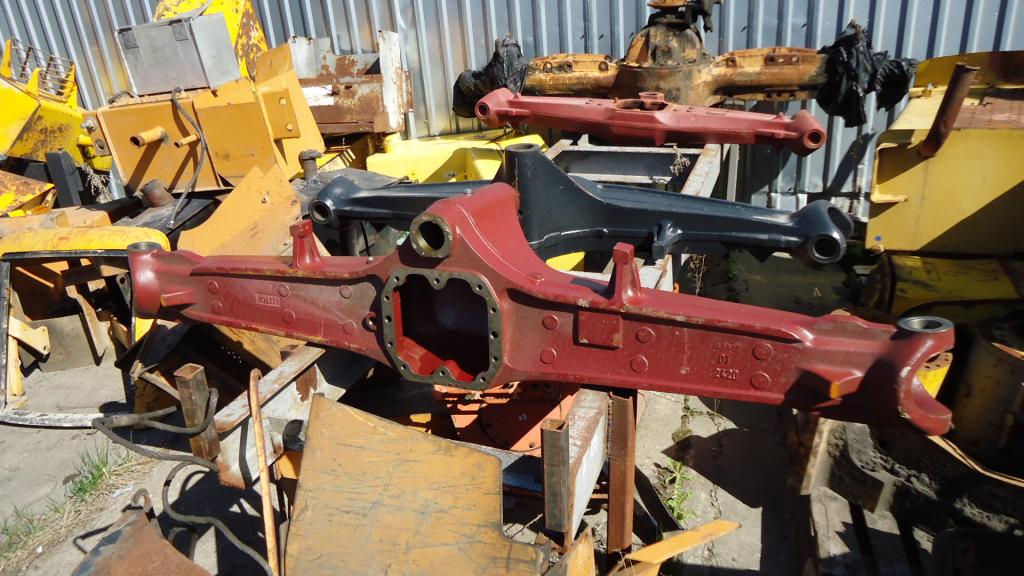 Передний мост case 580 t шильда. Передний мост case. Передний мост case 695st. Техническая характеристика case 788 p. Передний мост case.