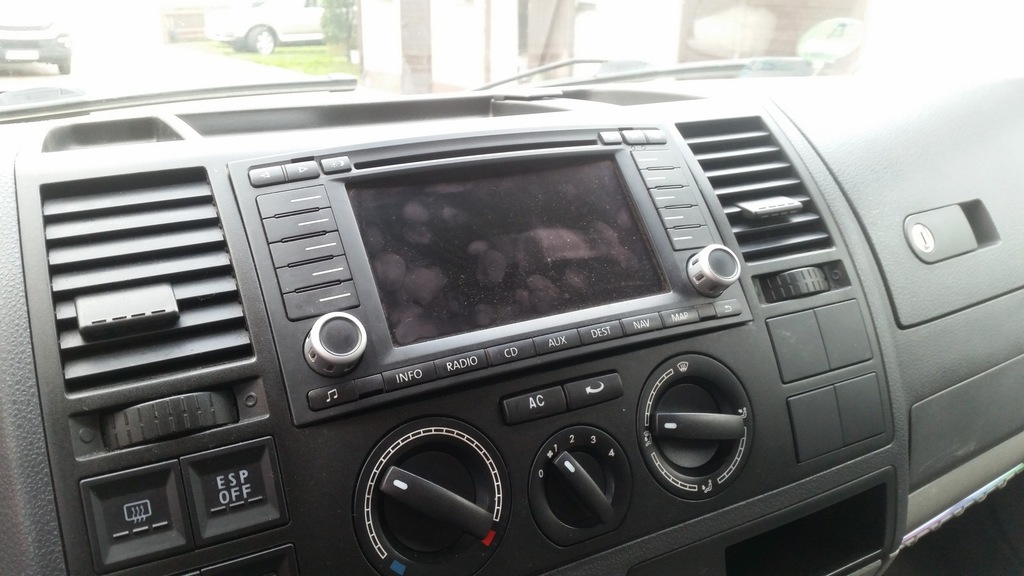 VW TRANSPORTER T5 RADIO NAVI CD NAWIGACJA GPS RNS2