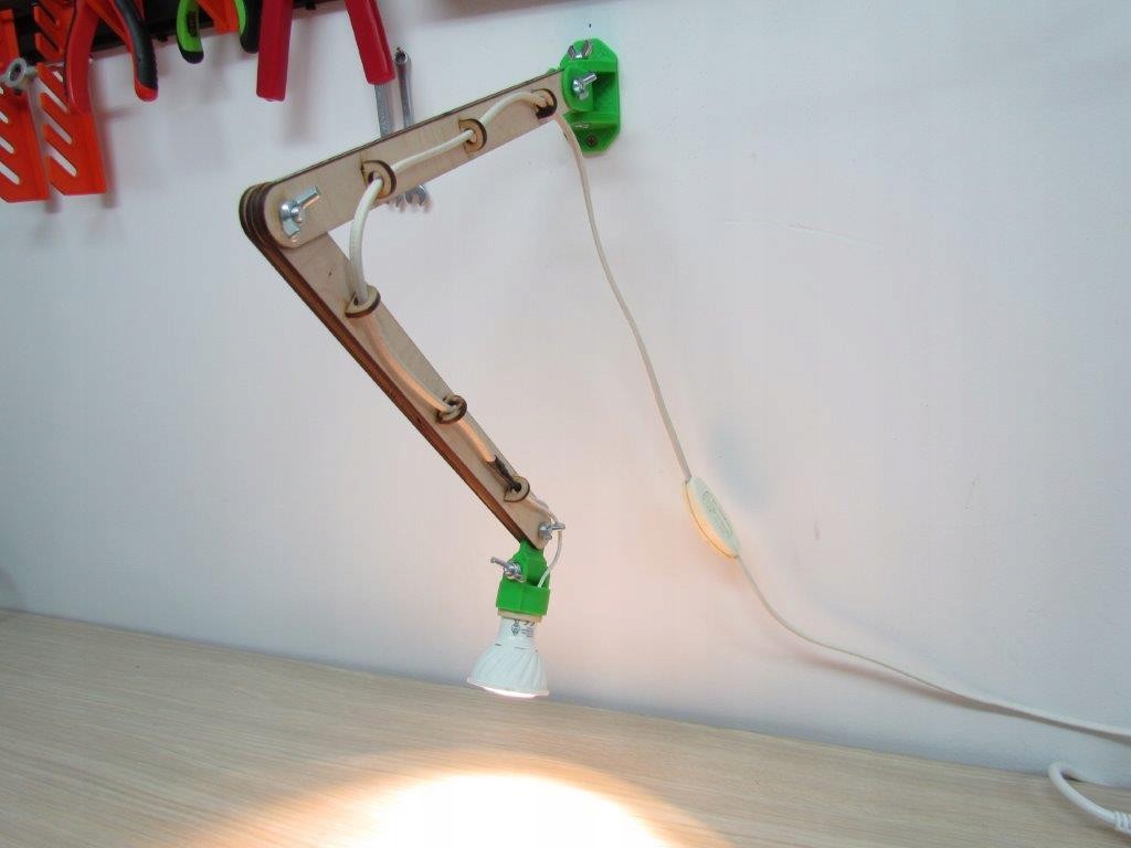 Lampka, lampa warsztatowa DIY (złóż to sam)