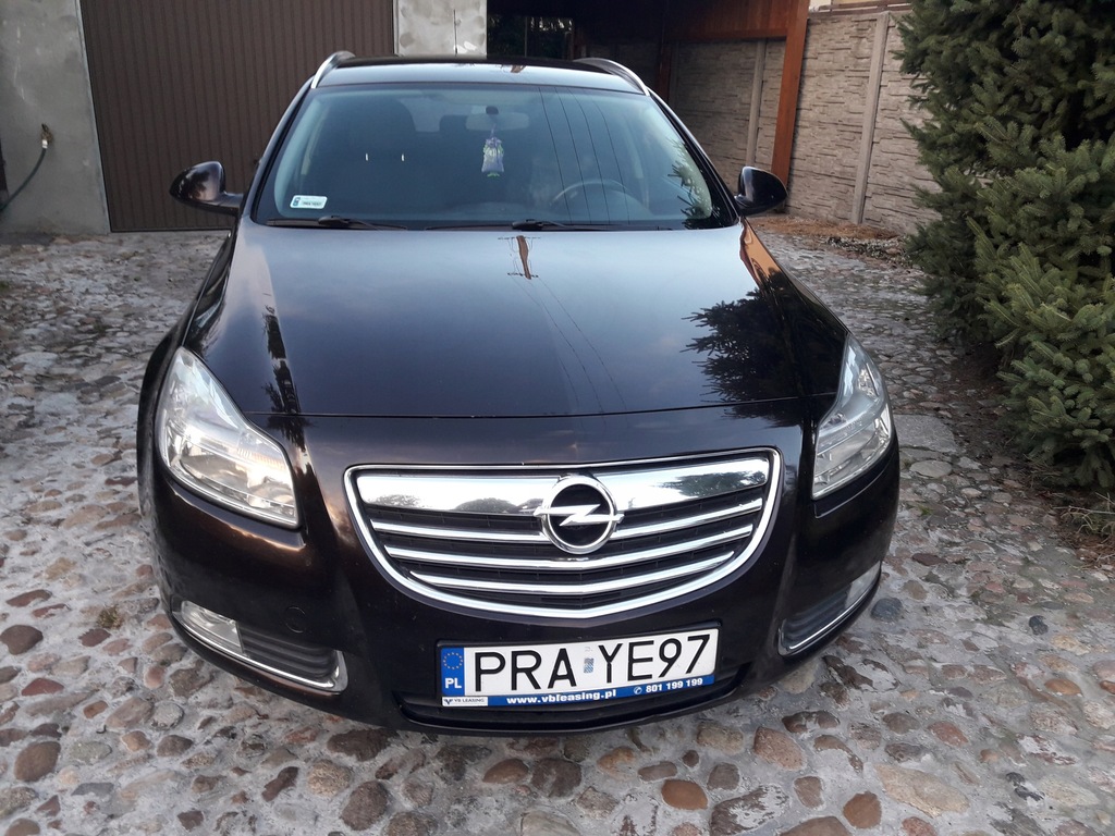 Samochód osobowy Opel insygnia
