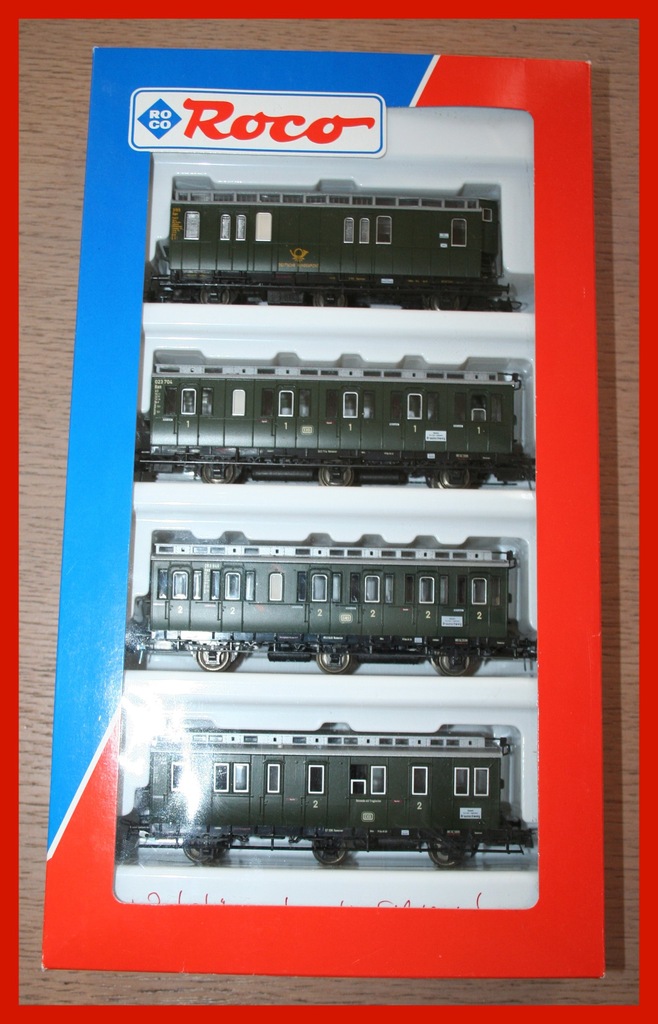 Roco - zestaw wagonów DB ( Roco 44056 )