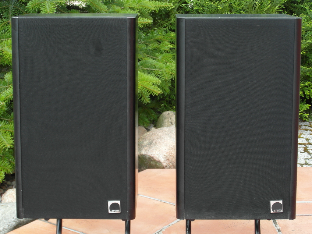 ARCUS TS 25 KONKRETNE MONITORY WIFA OD ZETA!!!