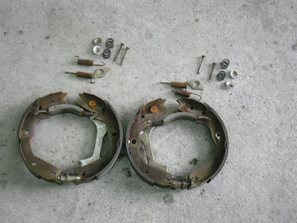 OPEL FRONTERA B hamulcowy rozpieracz prawy tyl