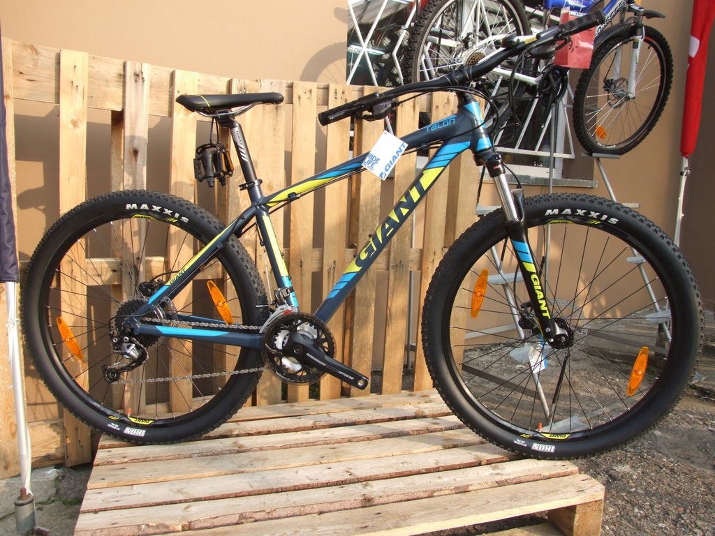 giant talon aluxx 6000