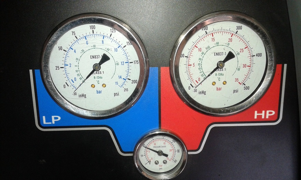 Stacja napełniania klimatyzacji Robinair AC690PRO