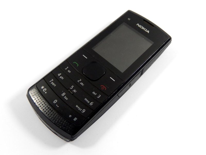 TELEFON NOKIA X1-01