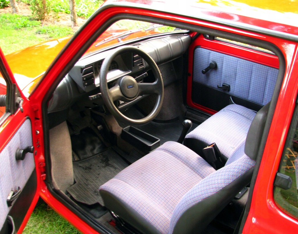 Fiat 126 салон