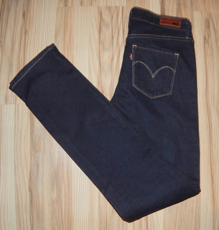 Levis demi 2024 curve classic rise