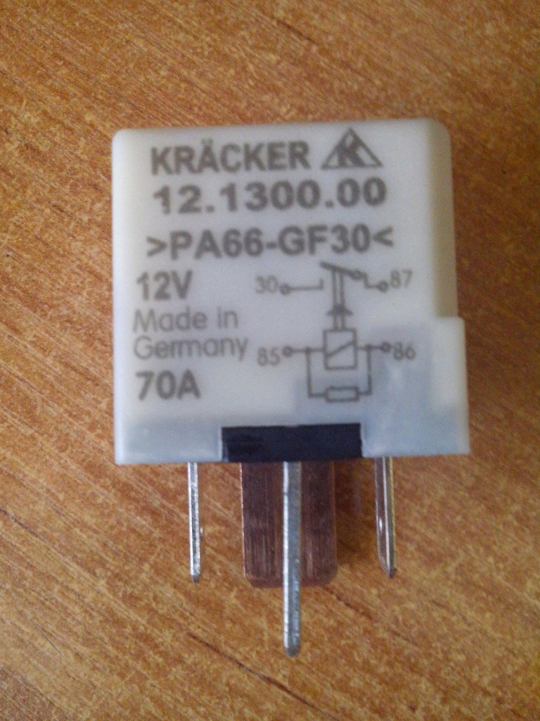PRZEKAŹNIK KRACKER PA66GF30 12.1300.00 12V/70A