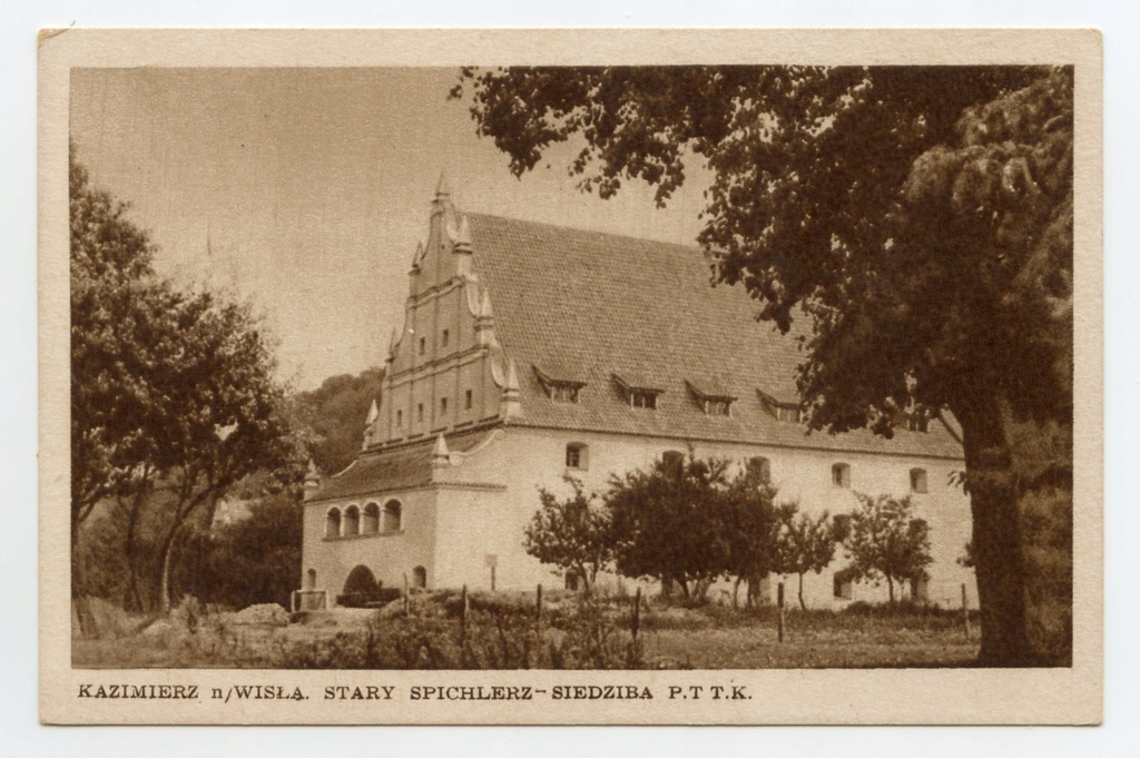 Kazimierz Dolny - Spichlerz - siedziba PTTK