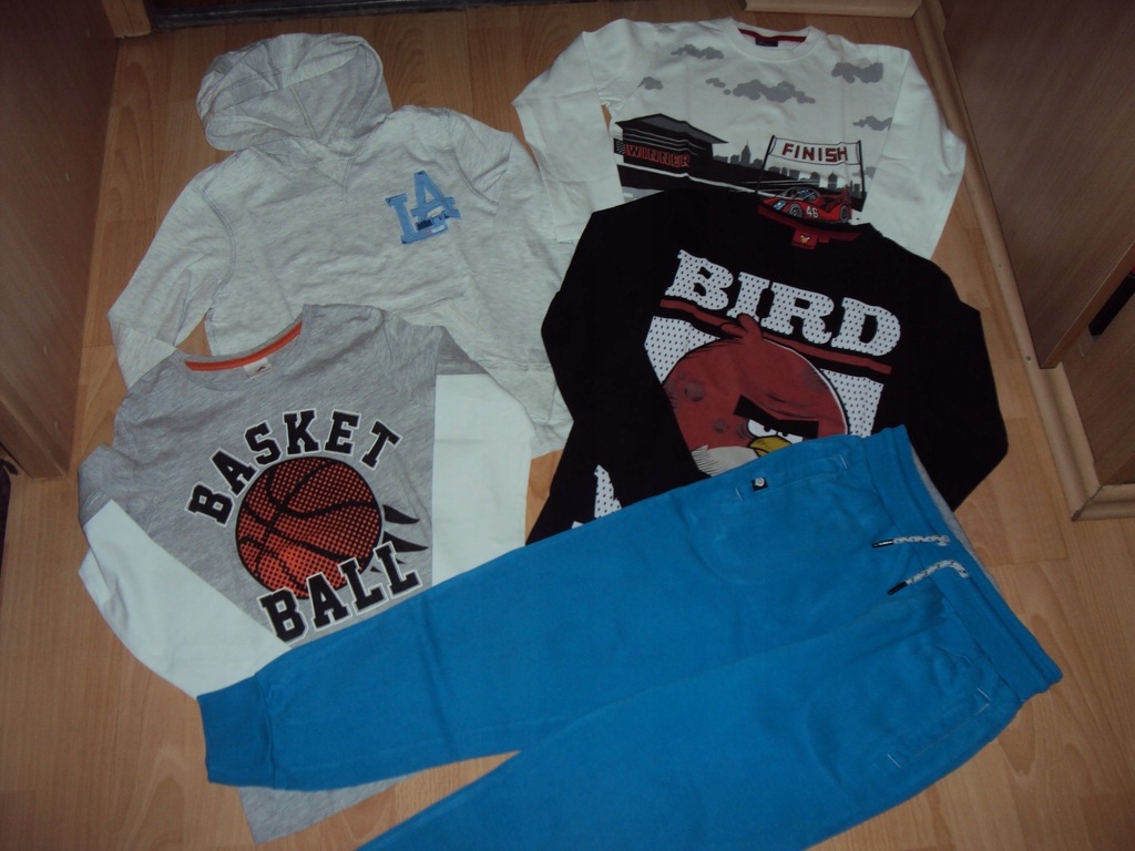 PAKA RESERVED C&A H&M SMYK ANGRY BIRDS 134