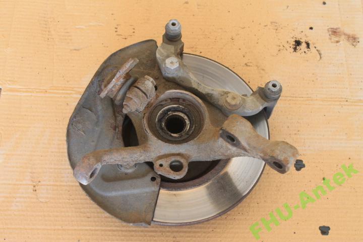 Zwrotnica prawa bdb bez abs VW PASSAT B4 B3 1.8 2.
