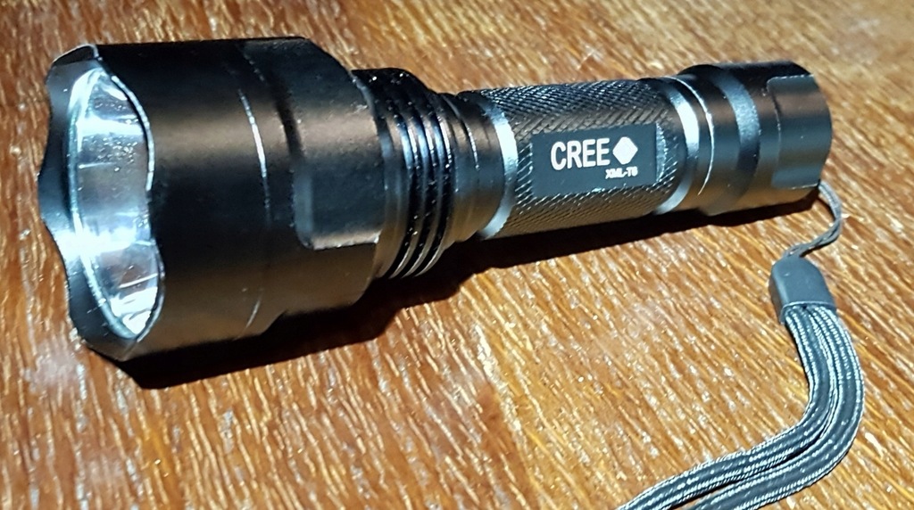 Latarka UltraFire (jak Convoy C8) mod. CRI=90+