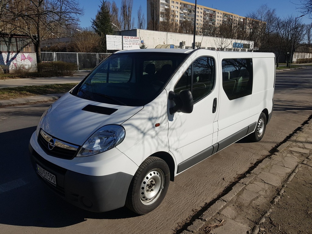 Opel vivaro 2