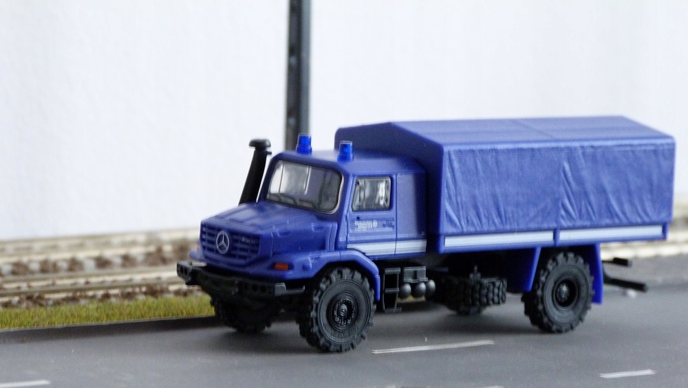 Mercedes Zetros 4x4 THW HERPA