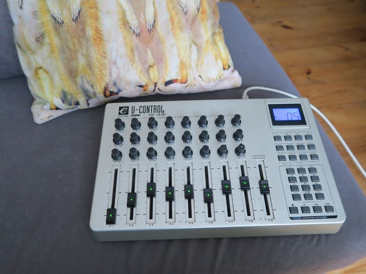 Evolution UC-33e kontroler MIDI/USB