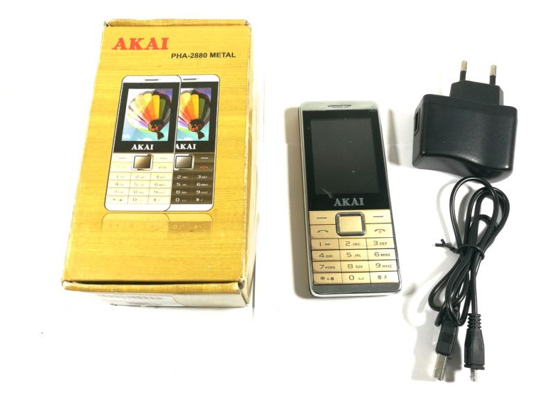 AKAI PHA-2880 METAL