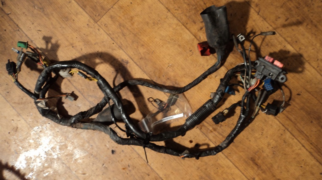 INSTALACJA ELEKTRYCZNA WIAZKA SUZUKI DR 600 DR 650