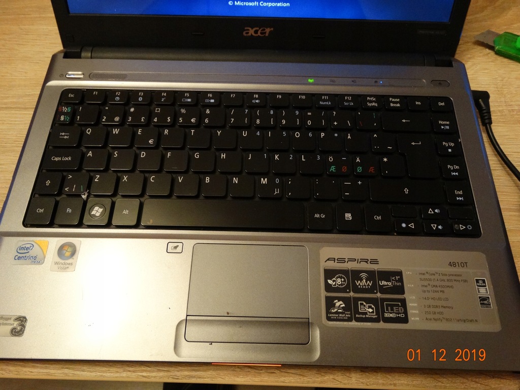 Acer 4810t не включается