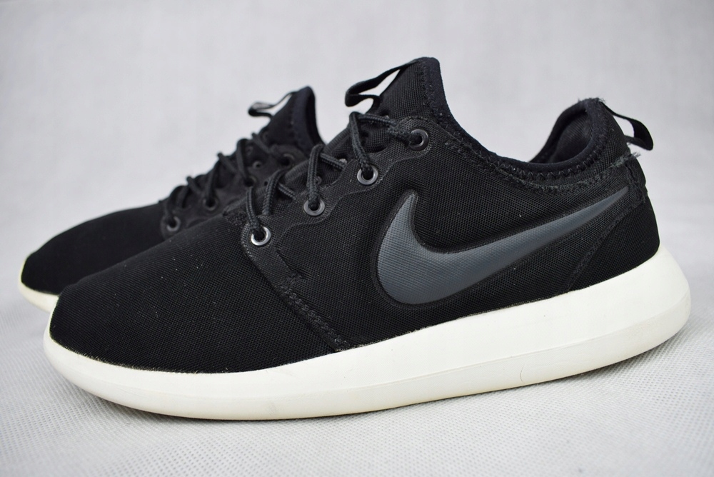 Nike Roshe Run TWO - buty sportowe (40,5)