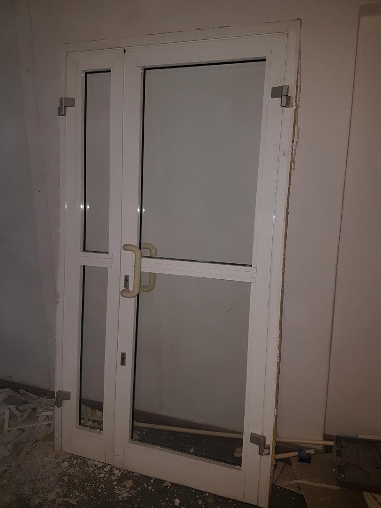 Drzwi aluminiowe 125 x 220 cm drzwi wewnętrzne