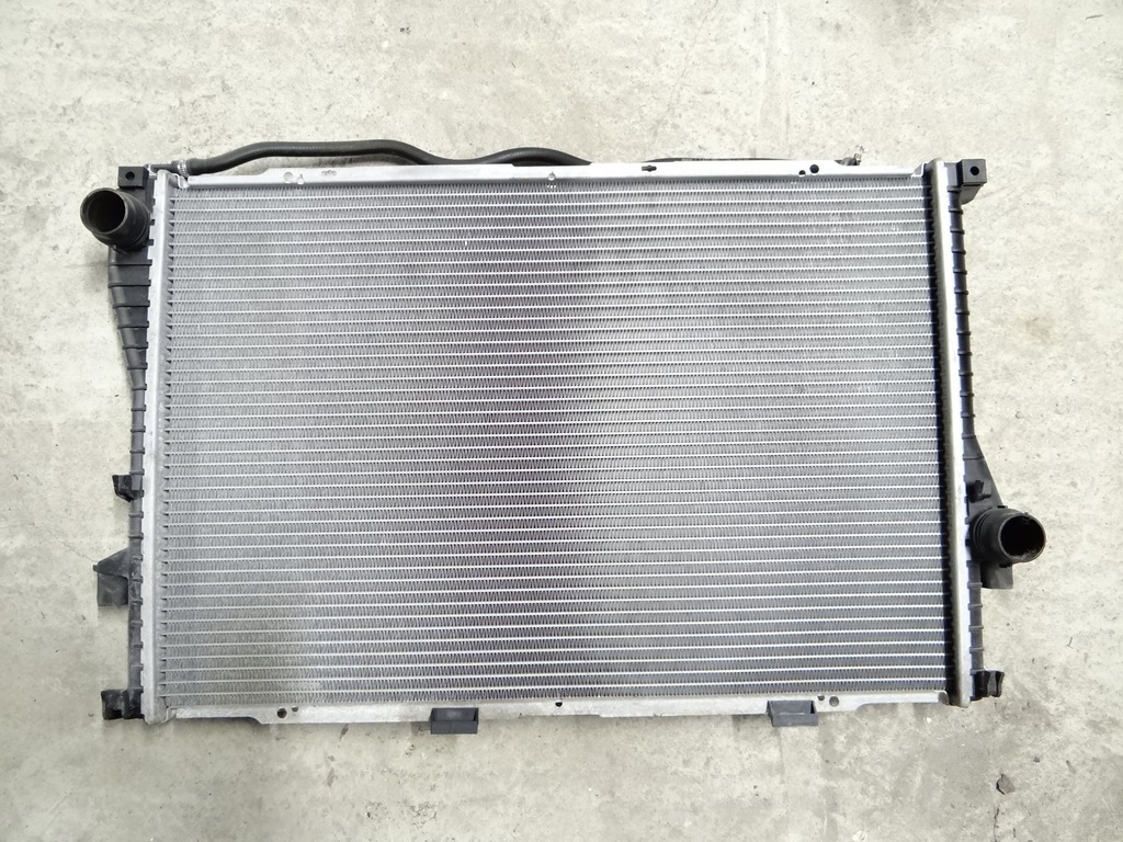 BMW E39 M54 M62 3.5 4.4 V8 CHŁODNICA WODY