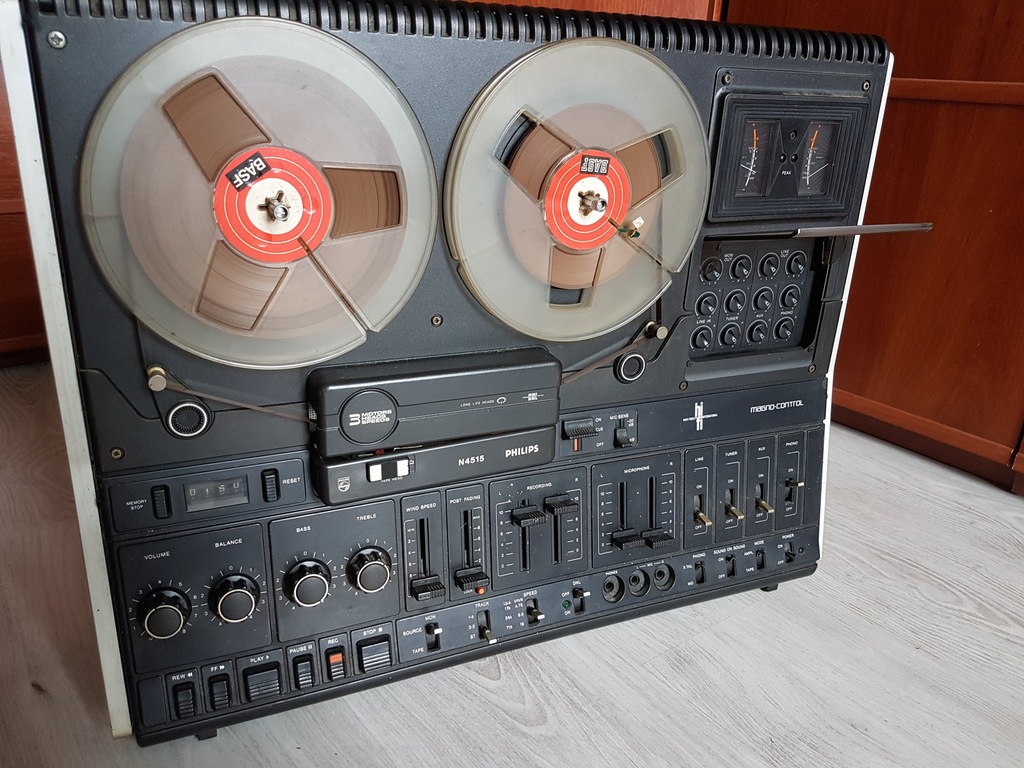 Magnetofon szpulowy Philips N 4515 N4515