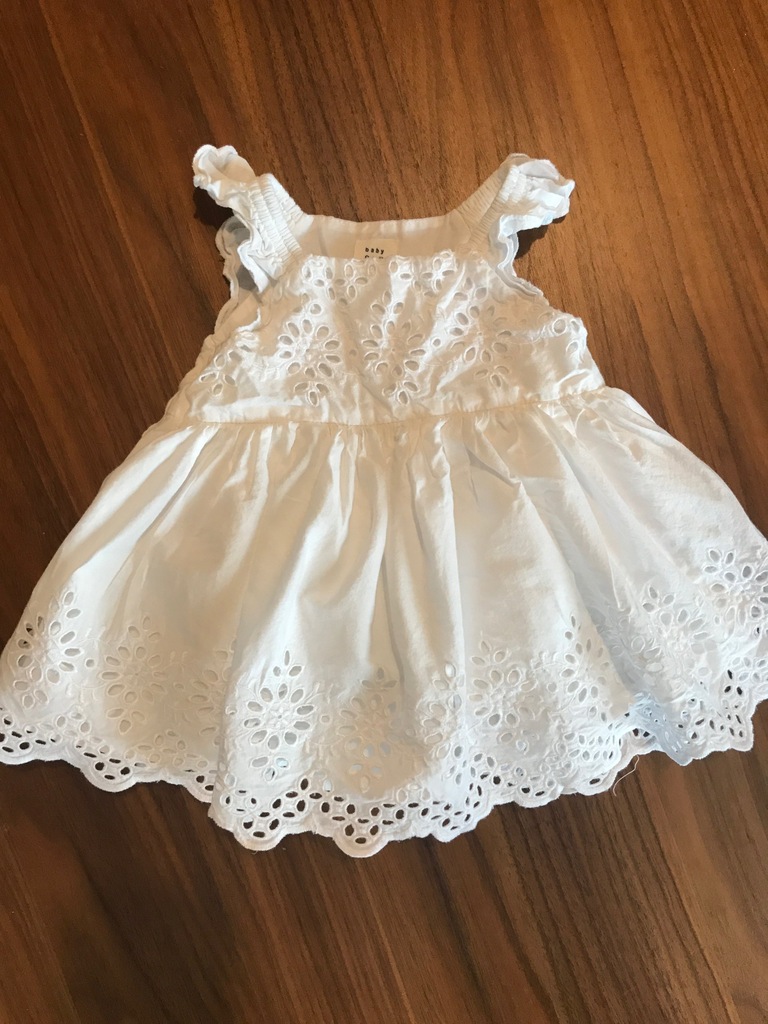 GAP sukienka biała 3-6 M 68 cm
