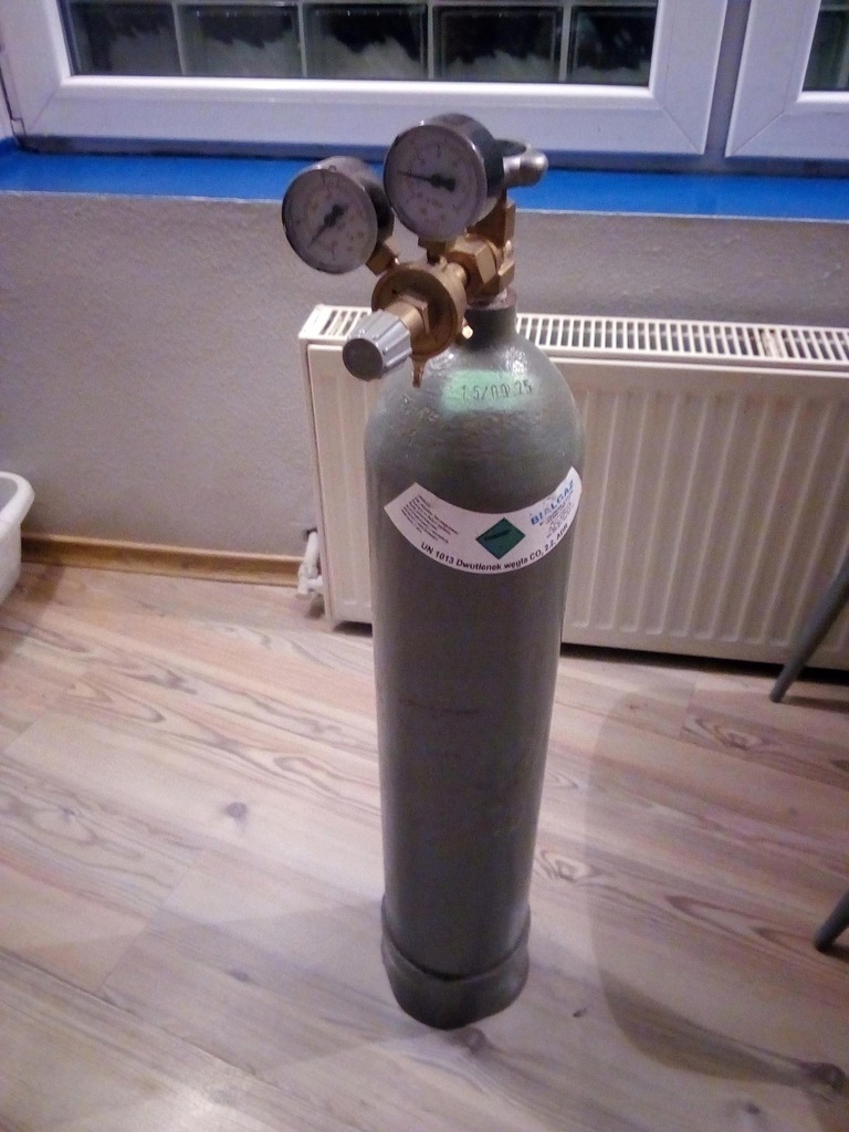 Butla CO2 + reduktor 8l