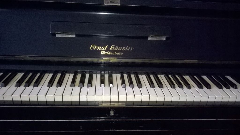 Sprzedam PIANINO Sulejówek