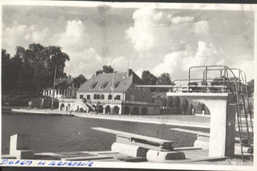 ŻERKÓW --- BASEN KĄPIELOWY --- 1959