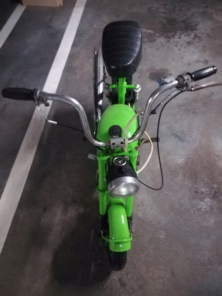 Motorynka - pierwsza - biegi w manetce - najlepsza