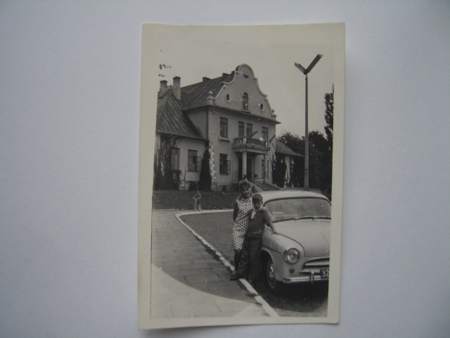 STARE ZDJĘCIE SYRENA SYRENKA PIONKI DWOREK 1967 R
