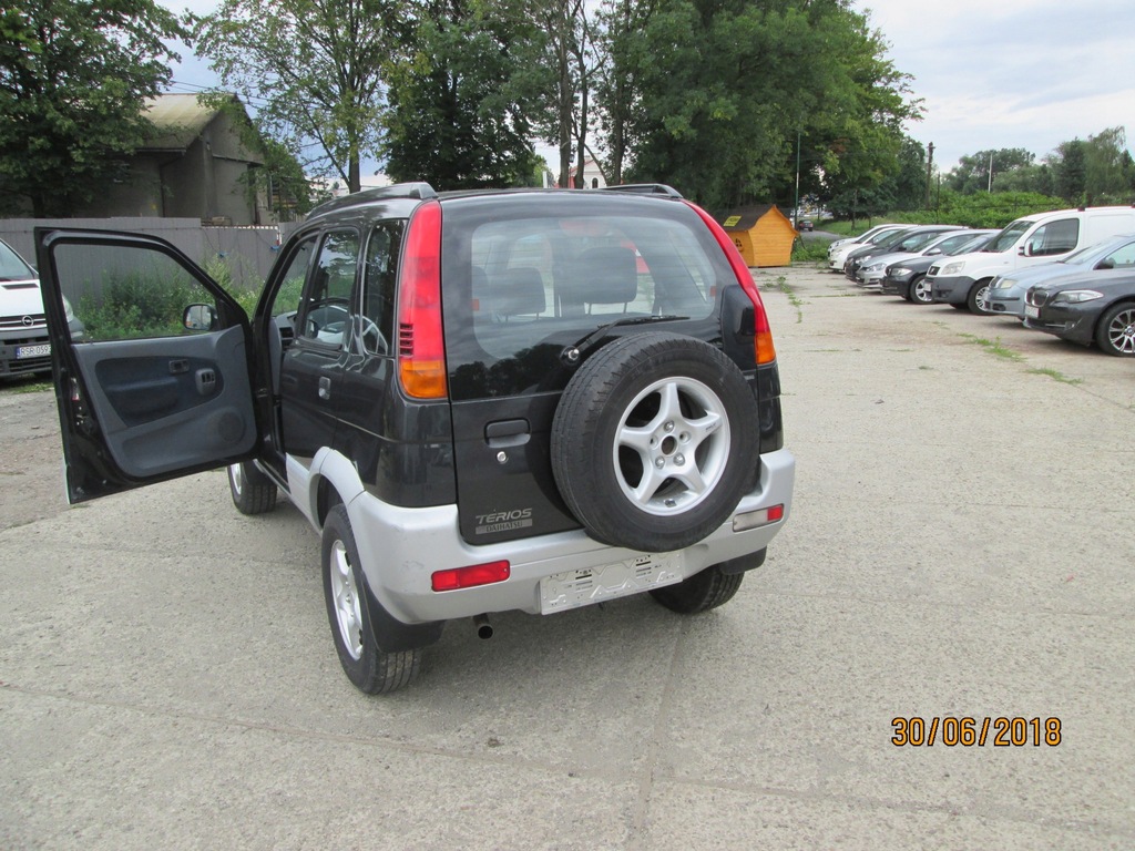 DAIHATSU TERIOS 1.3b 4X4 KLIMA!!!